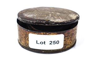Lot 250 - Thumb image