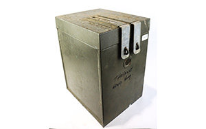 Lot 475