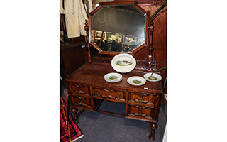 Lot 325