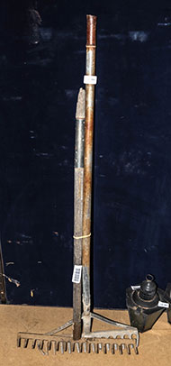 Lot 884