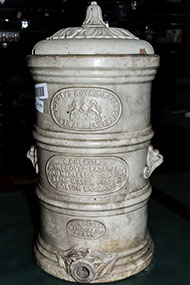 Lot 573
