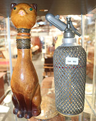 Lot 553