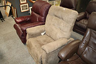 Lot 775