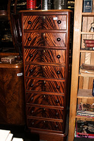 Lot 332