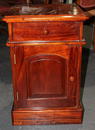 Lot 698