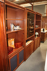 Lot 570