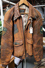 Lot 587