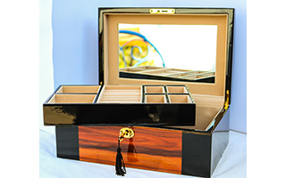 Lot 27