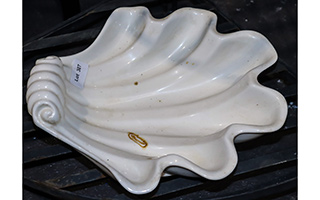 Lot 307