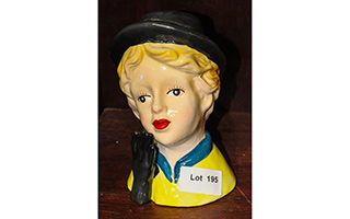 Lot 195