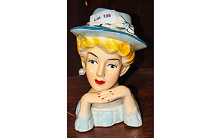 Lot 196
