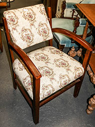 Lot 370