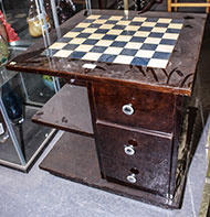 Lot 687