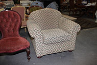 Lot 894