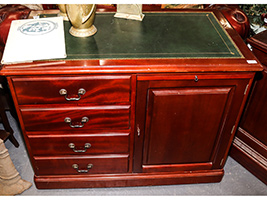 Lot 476