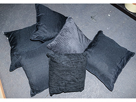 Lot 195