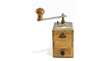 Lot 128