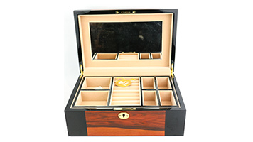Lot 253
