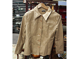 Lot 385