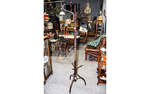 Lot 845
