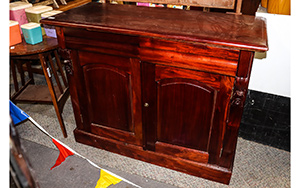 Lot 952