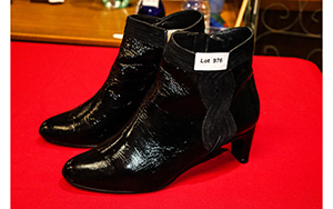 Lot 976