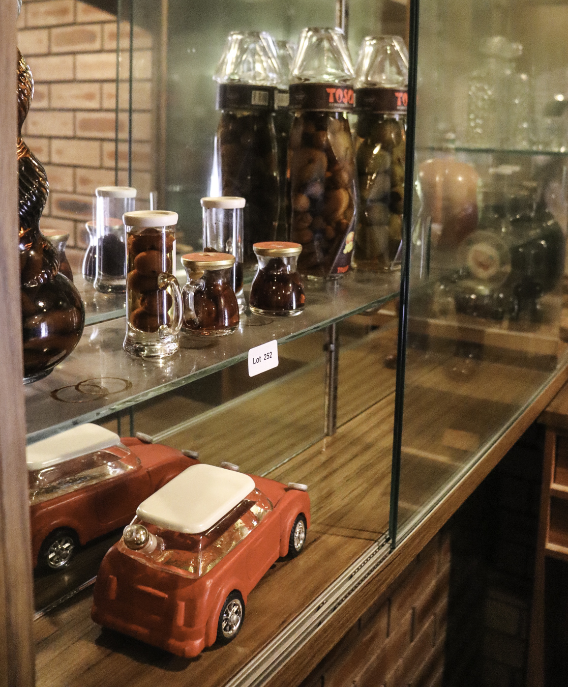 Lot 252 - Image 2