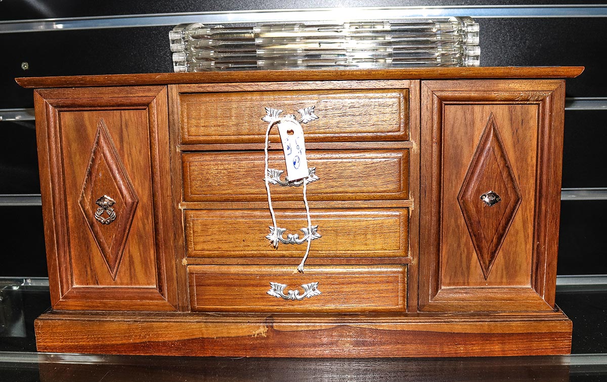 Lot 216 - Image 2