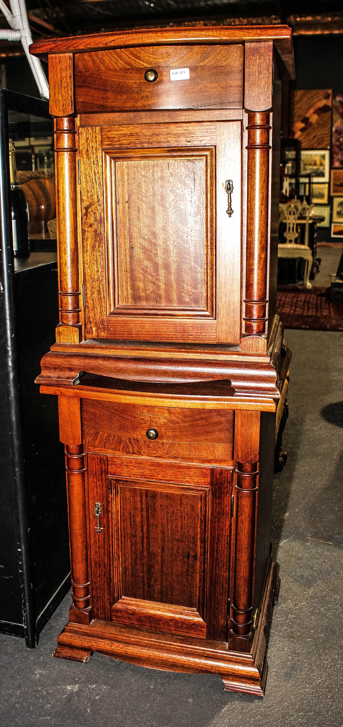 Lot 571 - Image 2