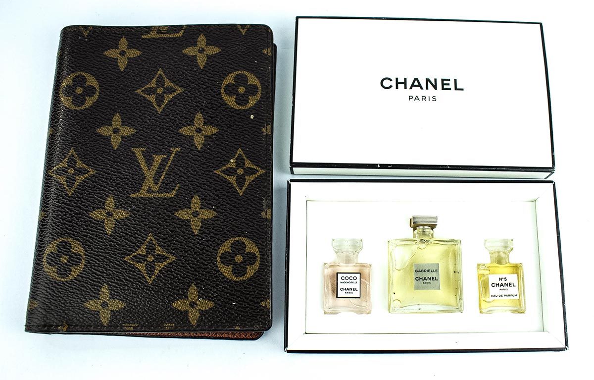 Lot 701 - Image 2