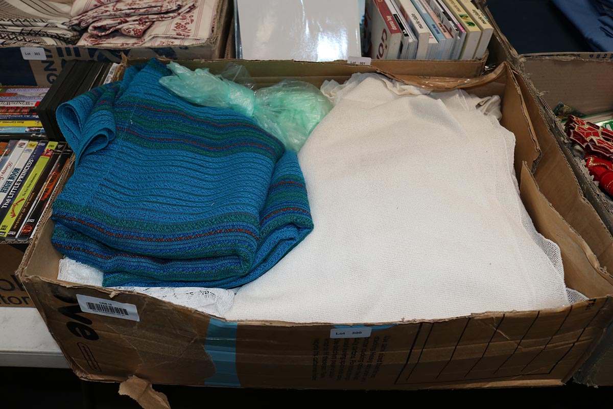 Lot 300 - Image 2