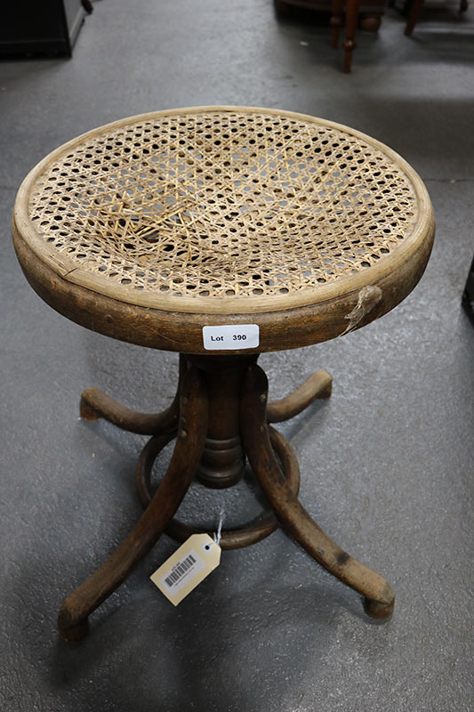 Lot 390 - Image 2