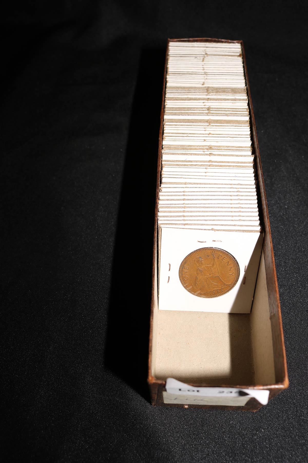 Lot 235 - Image 2
