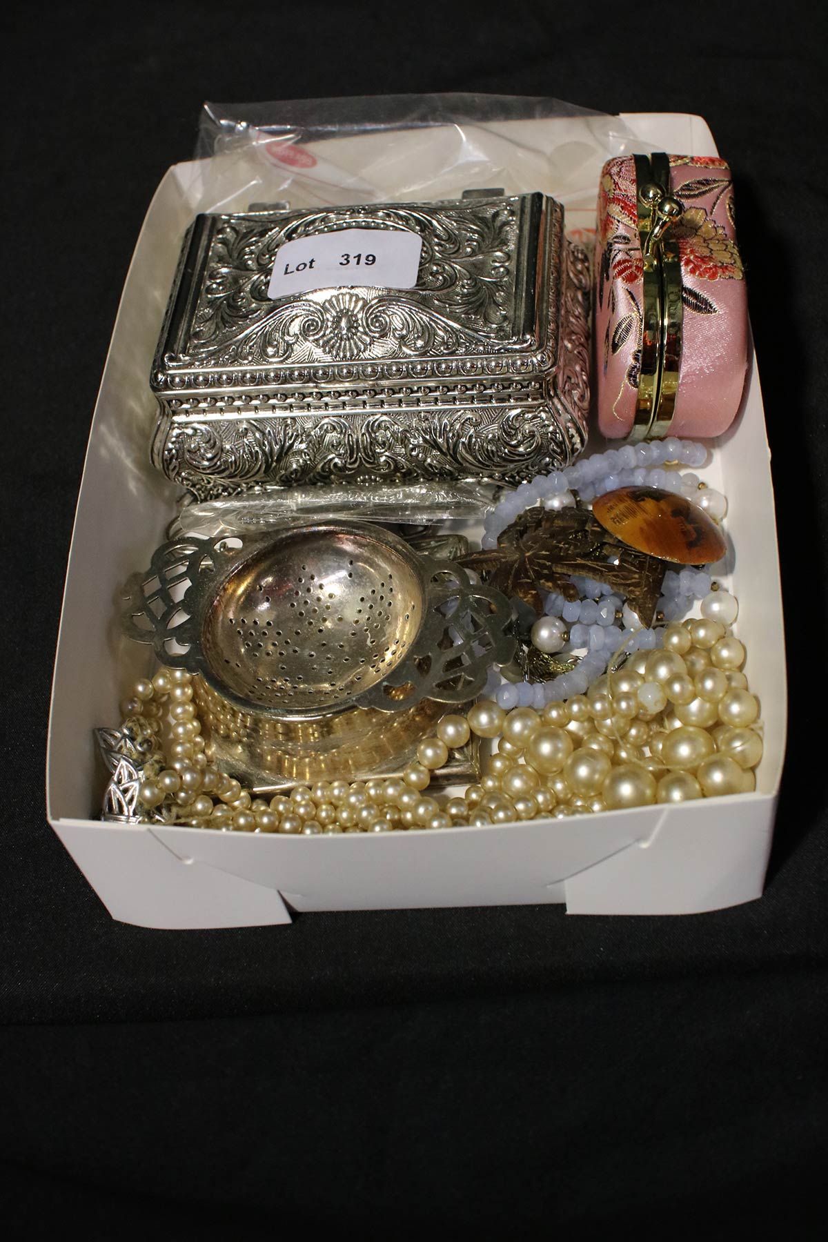 Lot 319 - Image 2