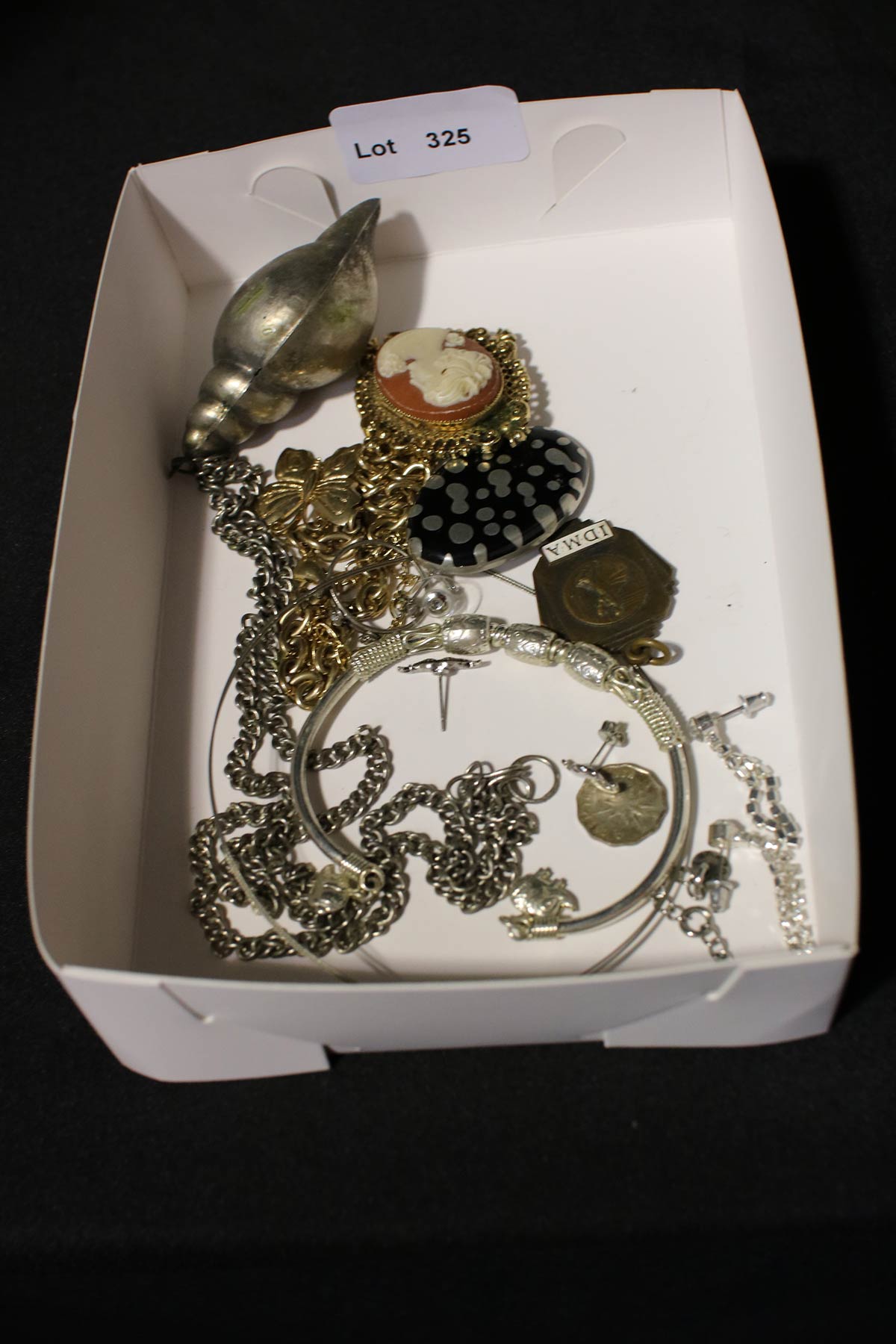 Lot 325 - Image 2