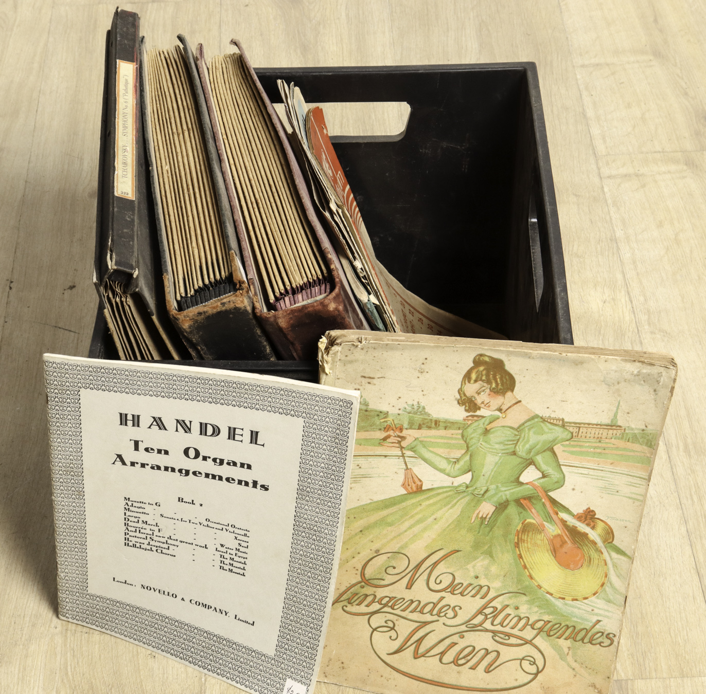 Lot 100 - Image 2