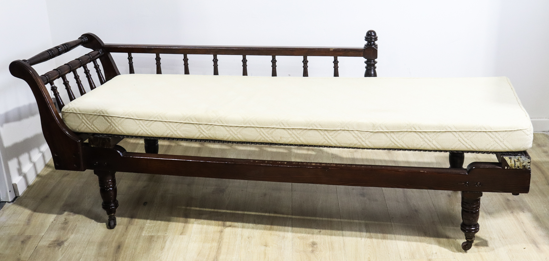 Lot 377 - Image 2