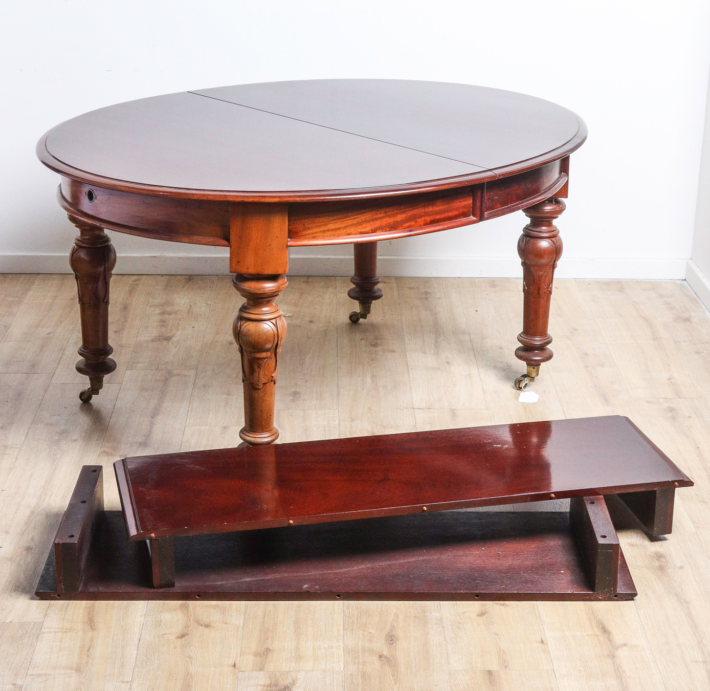 Lot 381 - Image 2