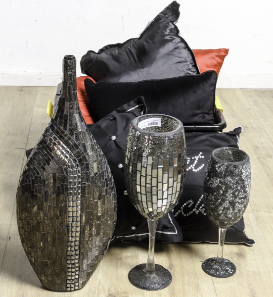 Lot 381 - Image 2