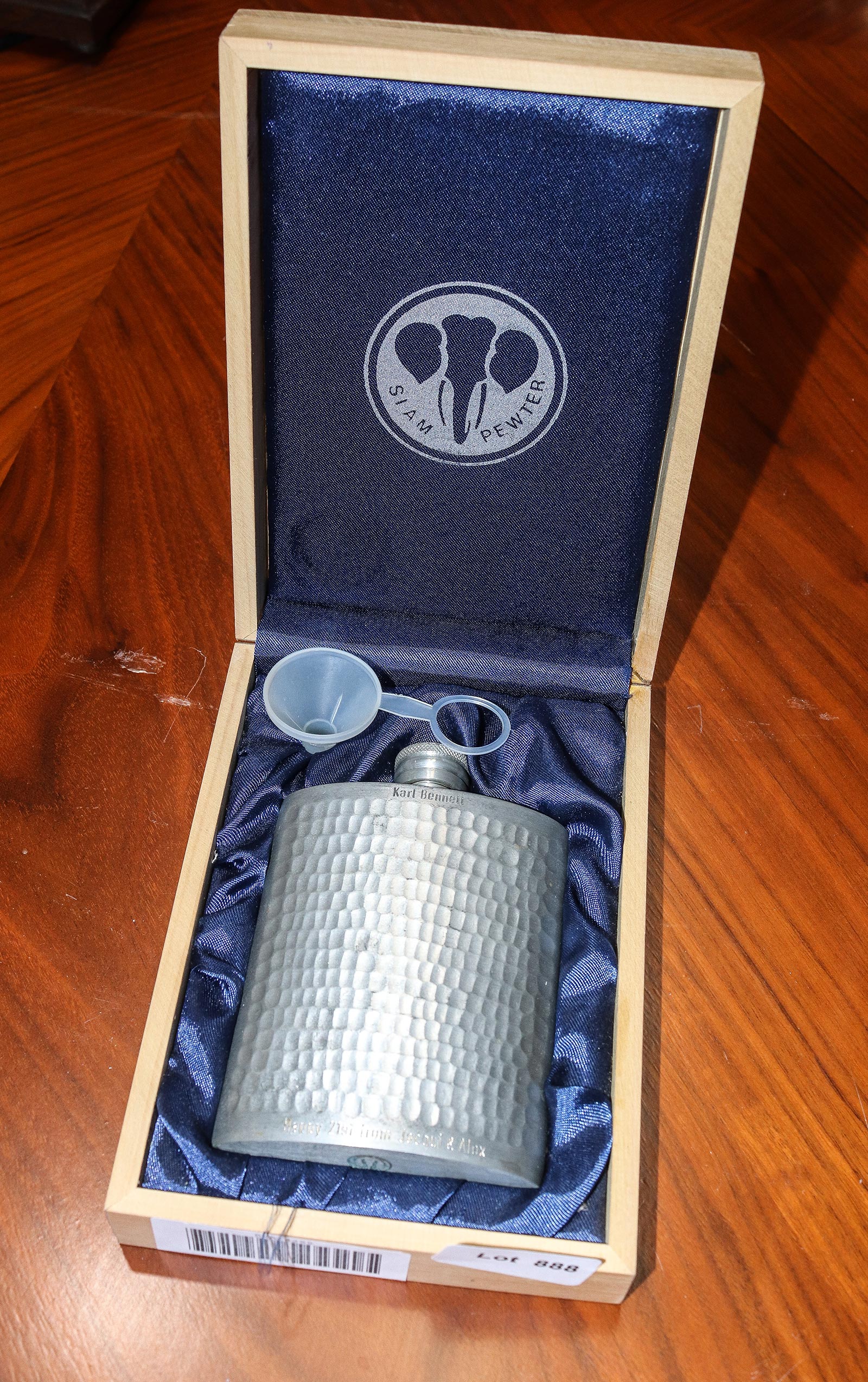 Lot 888 - Image 2