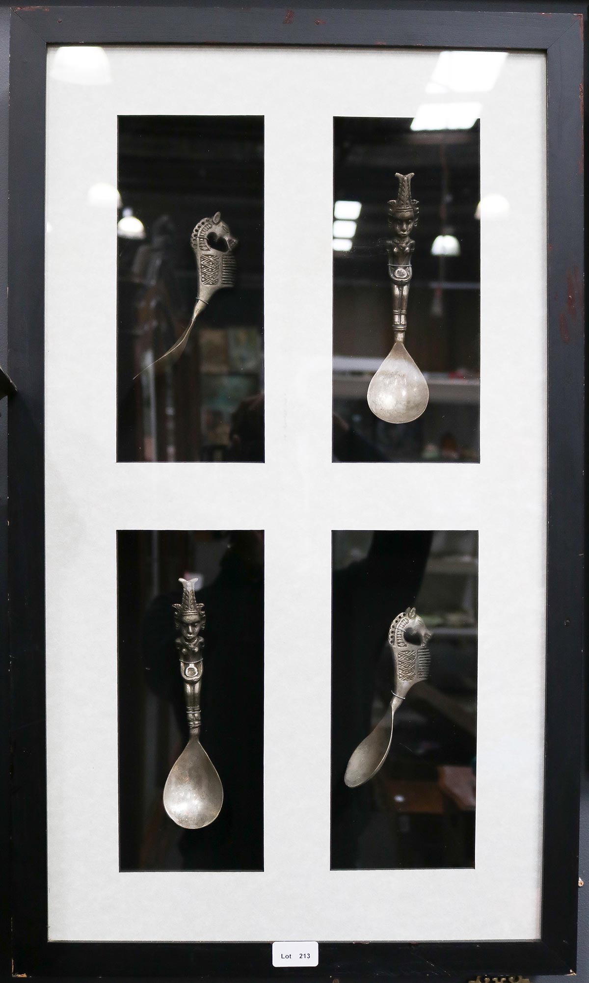 Lot 213 - Image 2