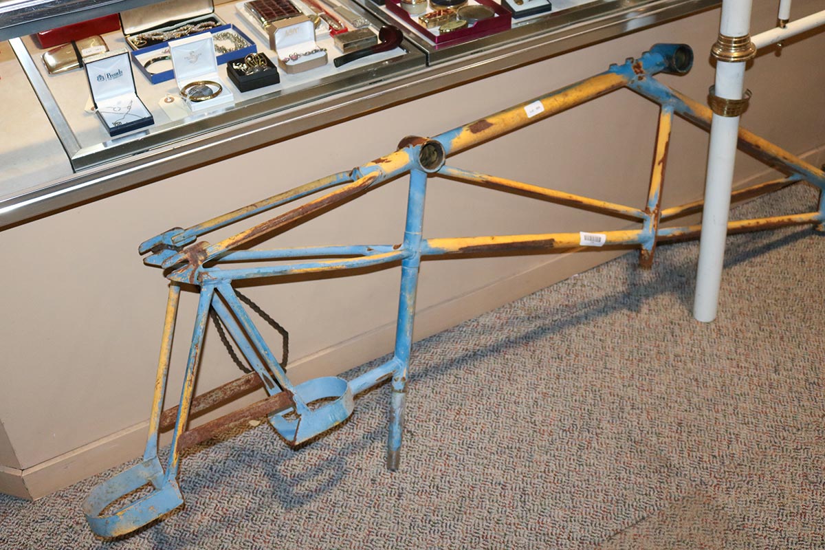 Lot 805 - Image 2