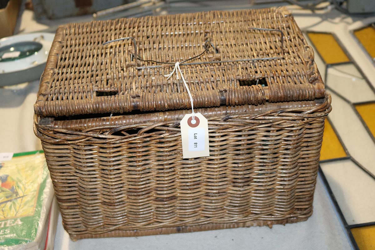 Lot 811 - Image 2