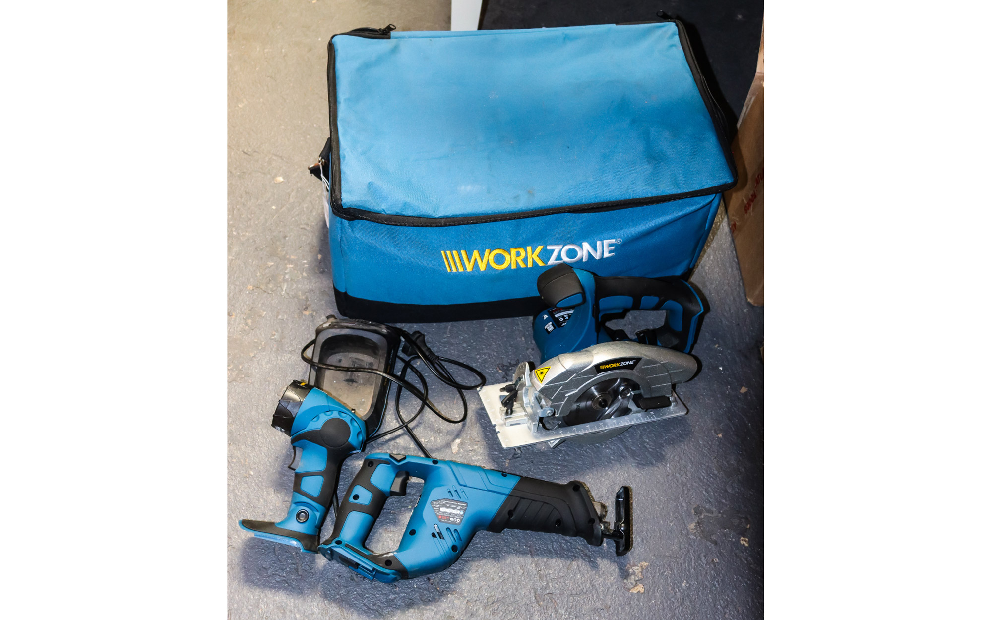 Lot 401 - Image 2
