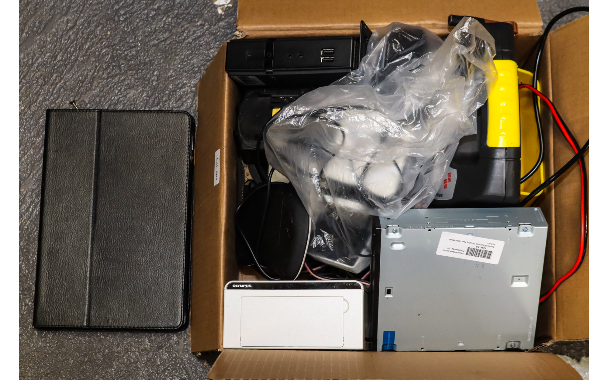 Lot 562 - Image 2