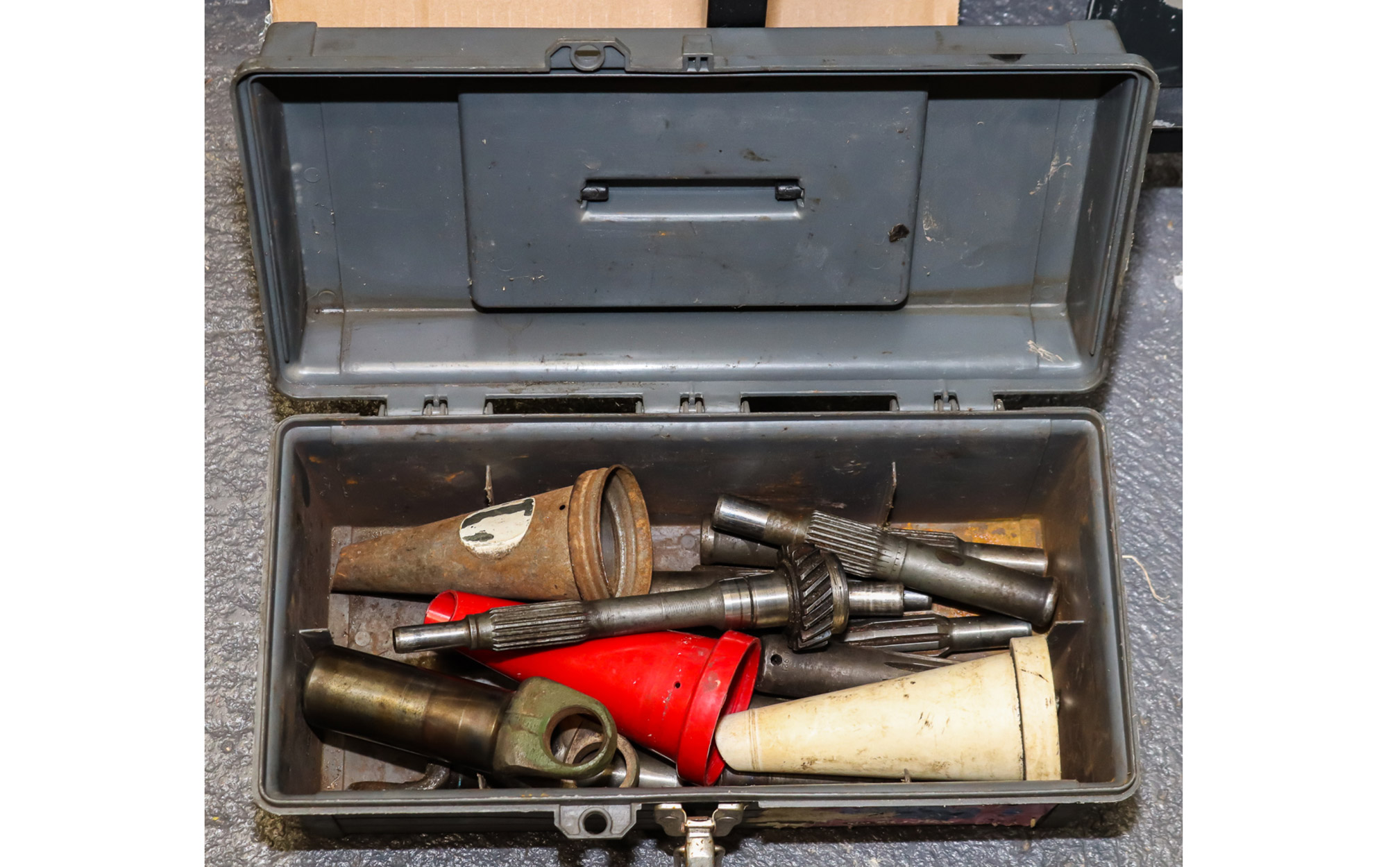 Lot 572 - Image 2