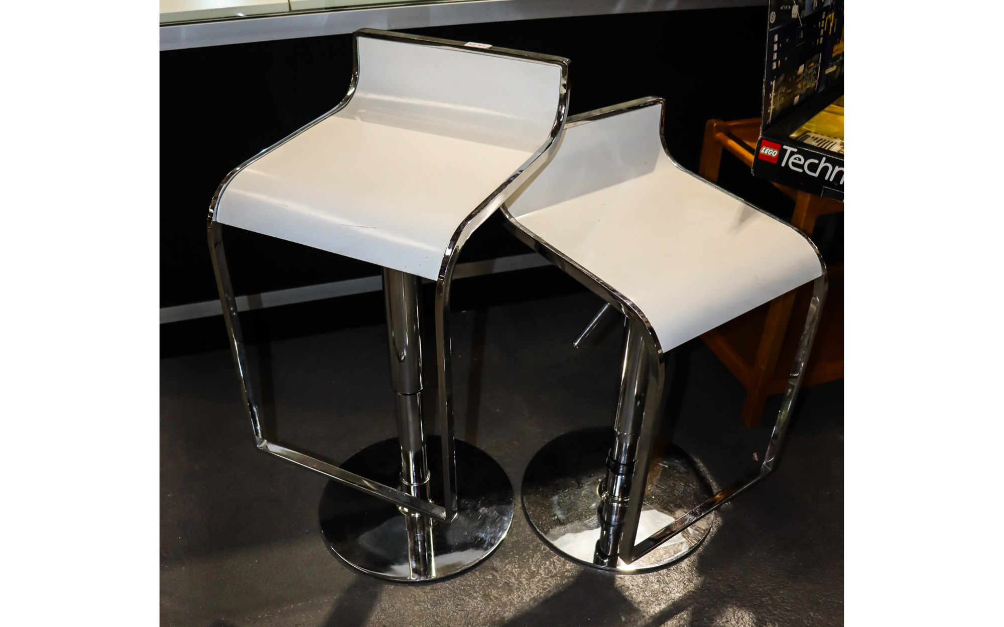 Lot 374 - Image 2