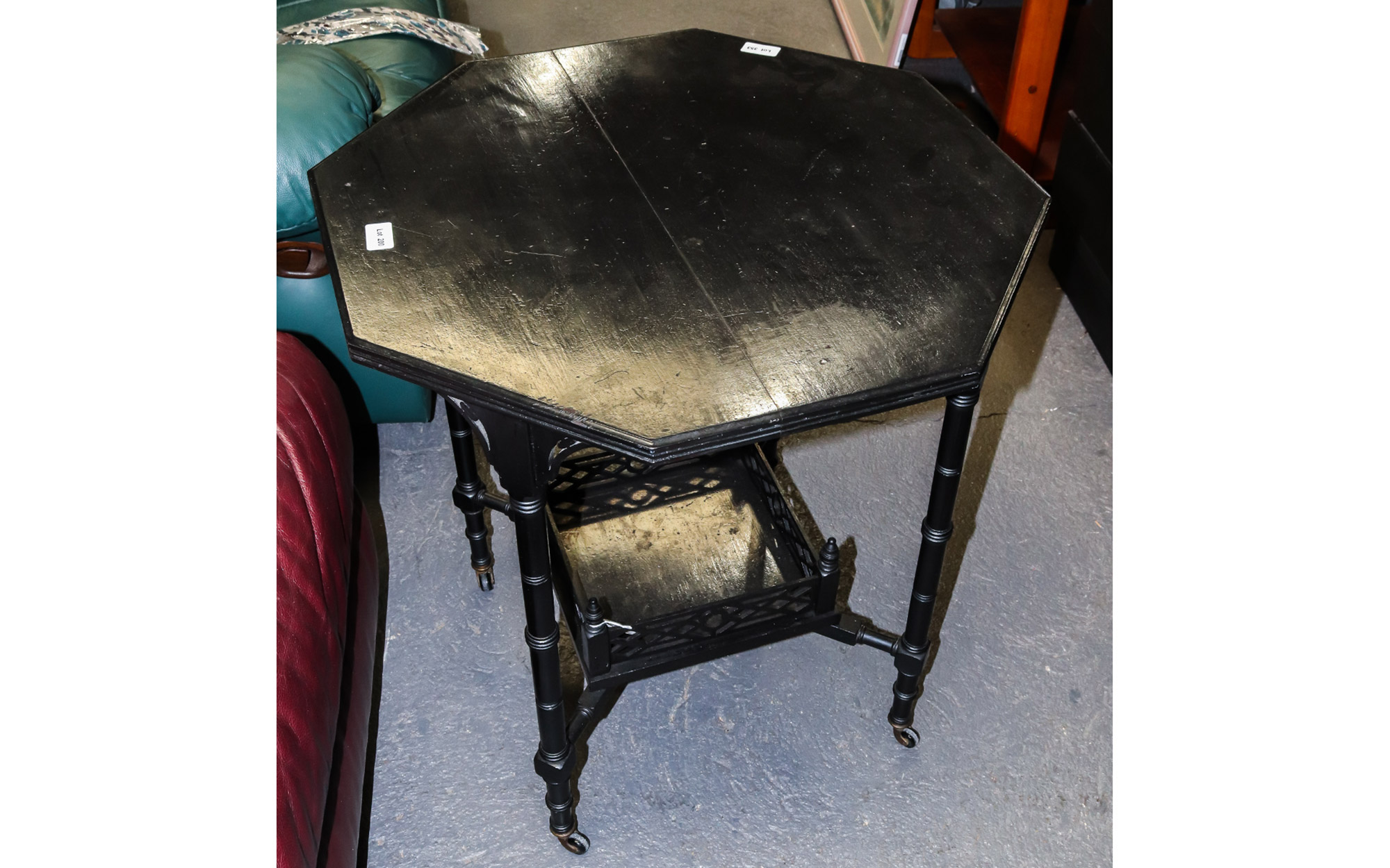 Lot 200 - Image 2