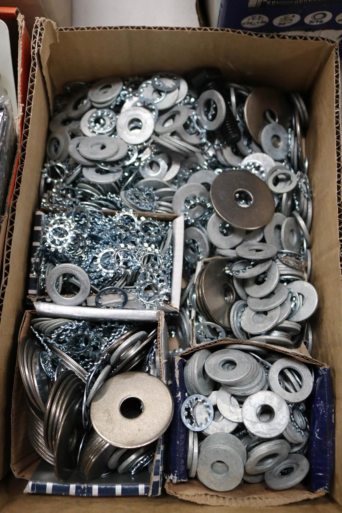Lot 305 - Image 2