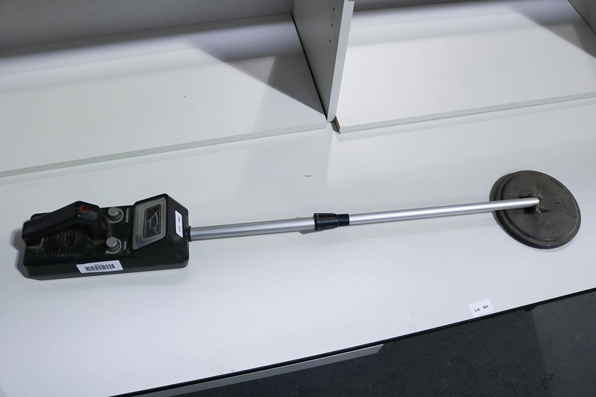 Lot 360 - Image 2